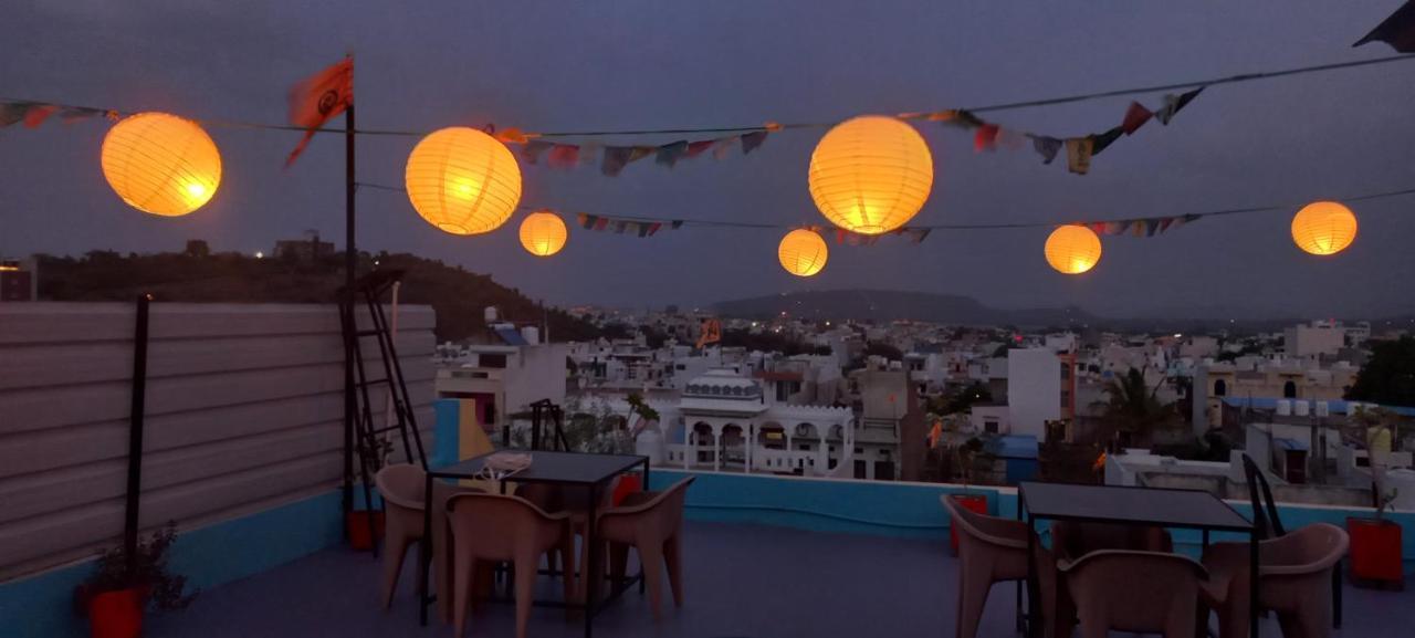 Hill Paradise Home Stay Udaipur Eksteriør bilde