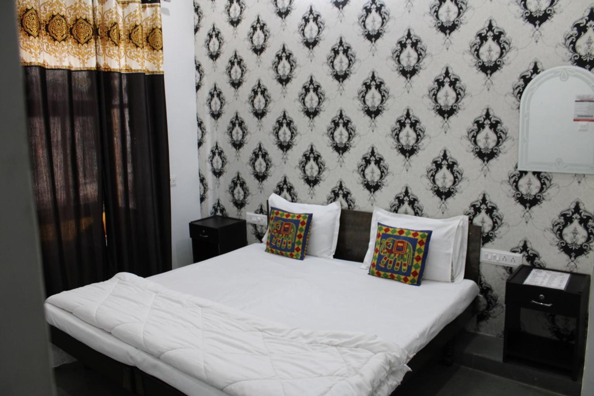 Hill Paradise Home Stay Udaipur Rom bilde